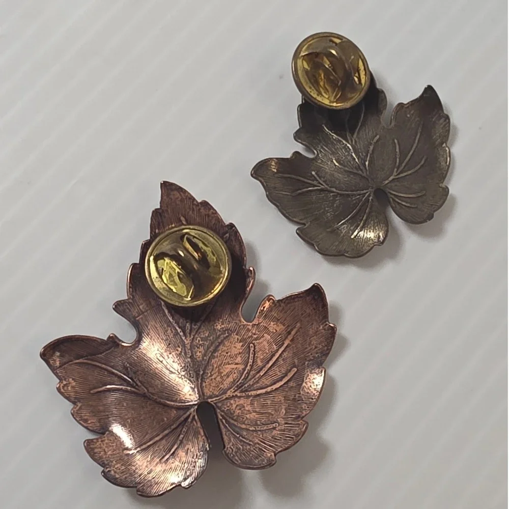 Unbranded Leaf Lapel Pin Set OS Copper Brass Fair Vintage 2pc‎